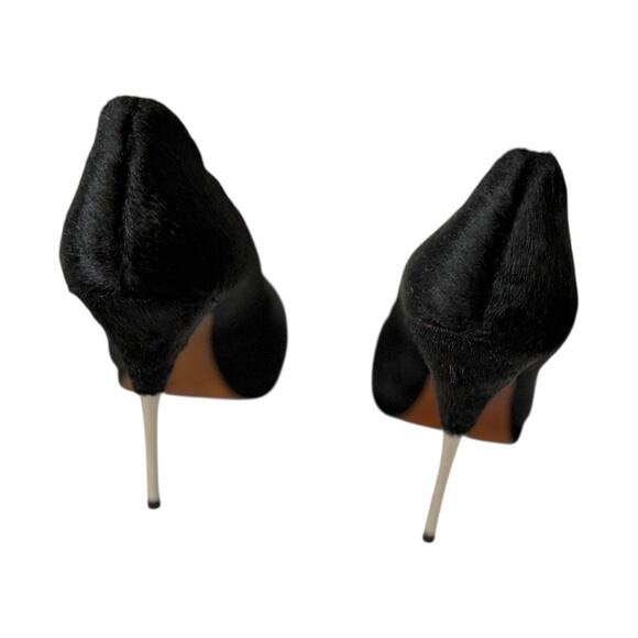 Alexandre Birman Pumps - Size 8 - Black 5 in. Heels - Excellent Condition - Picture 4 of 10